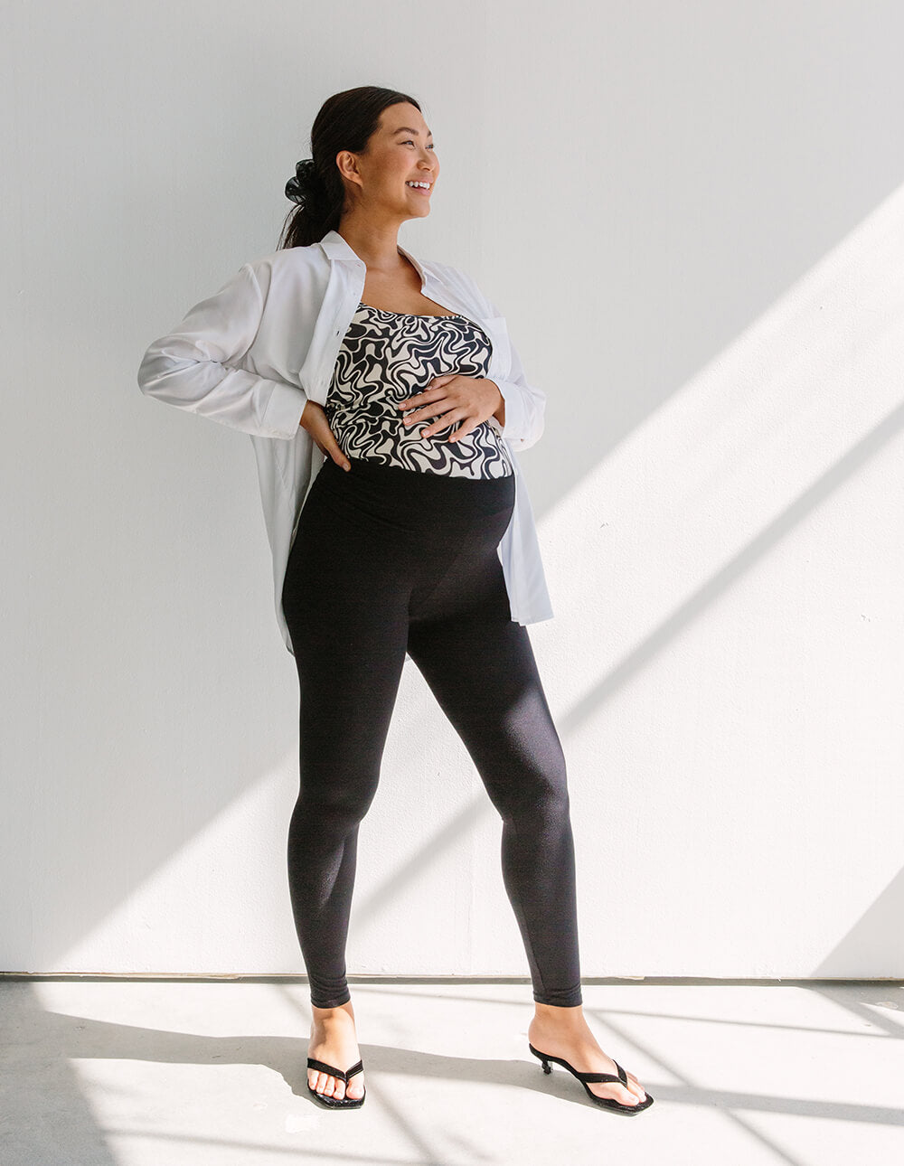Stylish and Supportive Maternity Leggings with Extra Belly and Leg